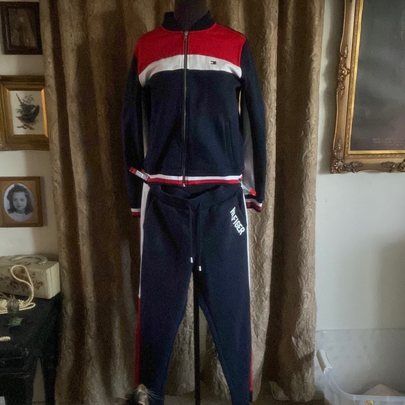 Tommy Hilfiger Sweat Jacket and Sweat Pants - Picture 1 of 7